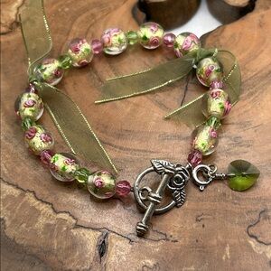 Handmade Lamp work Murano green and Pink Floral Glass Bead Bracelet Toggle Clasp